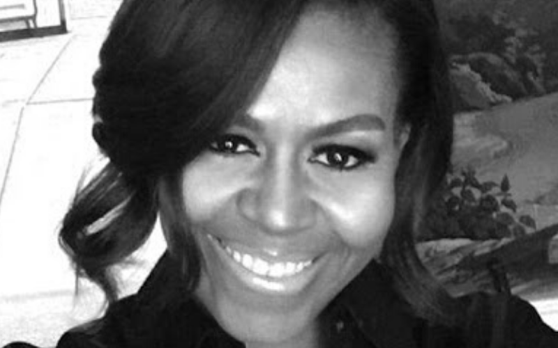 michelle obama selfie